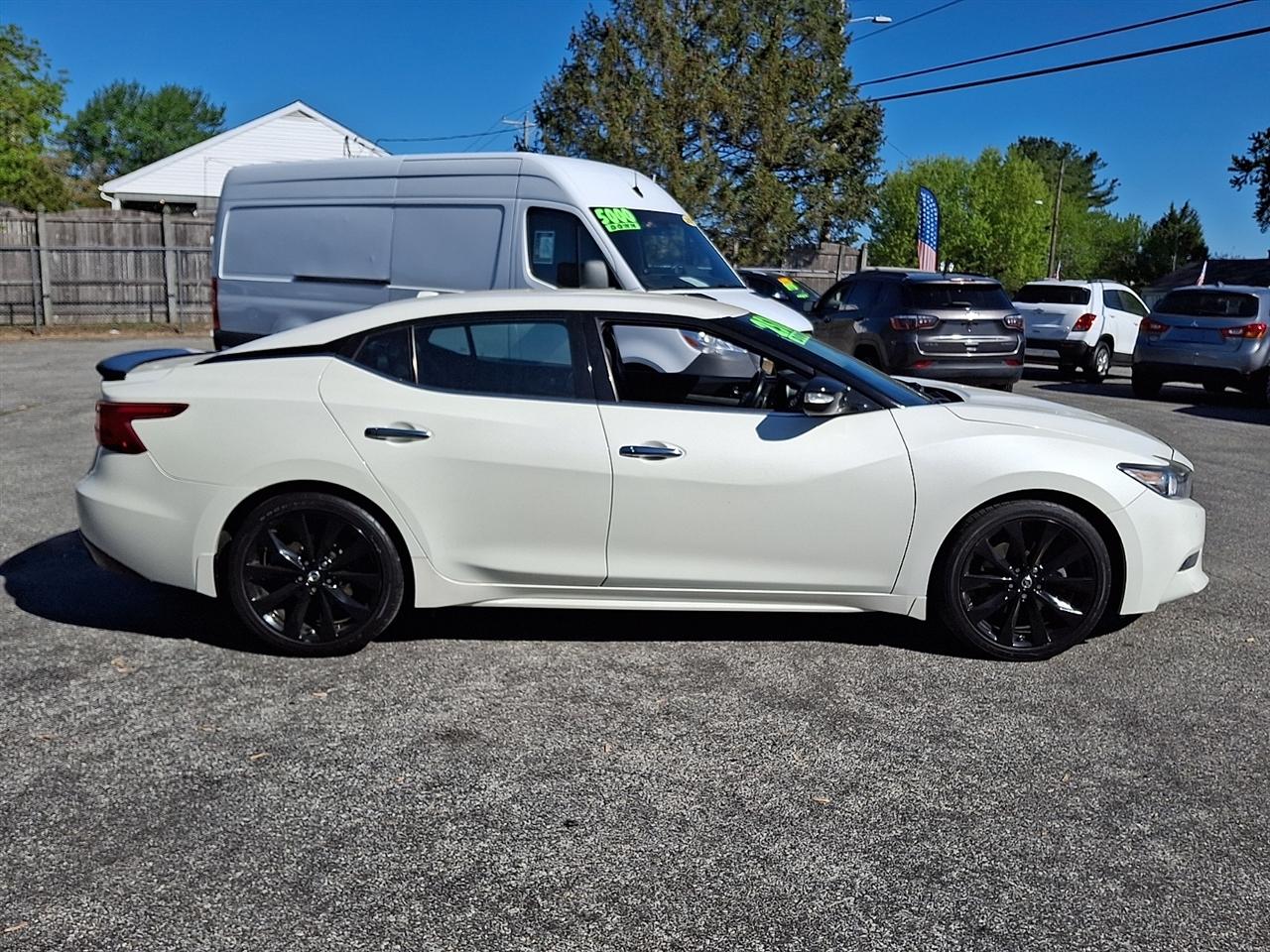 Nissan Maxima 3.5 SR 2017