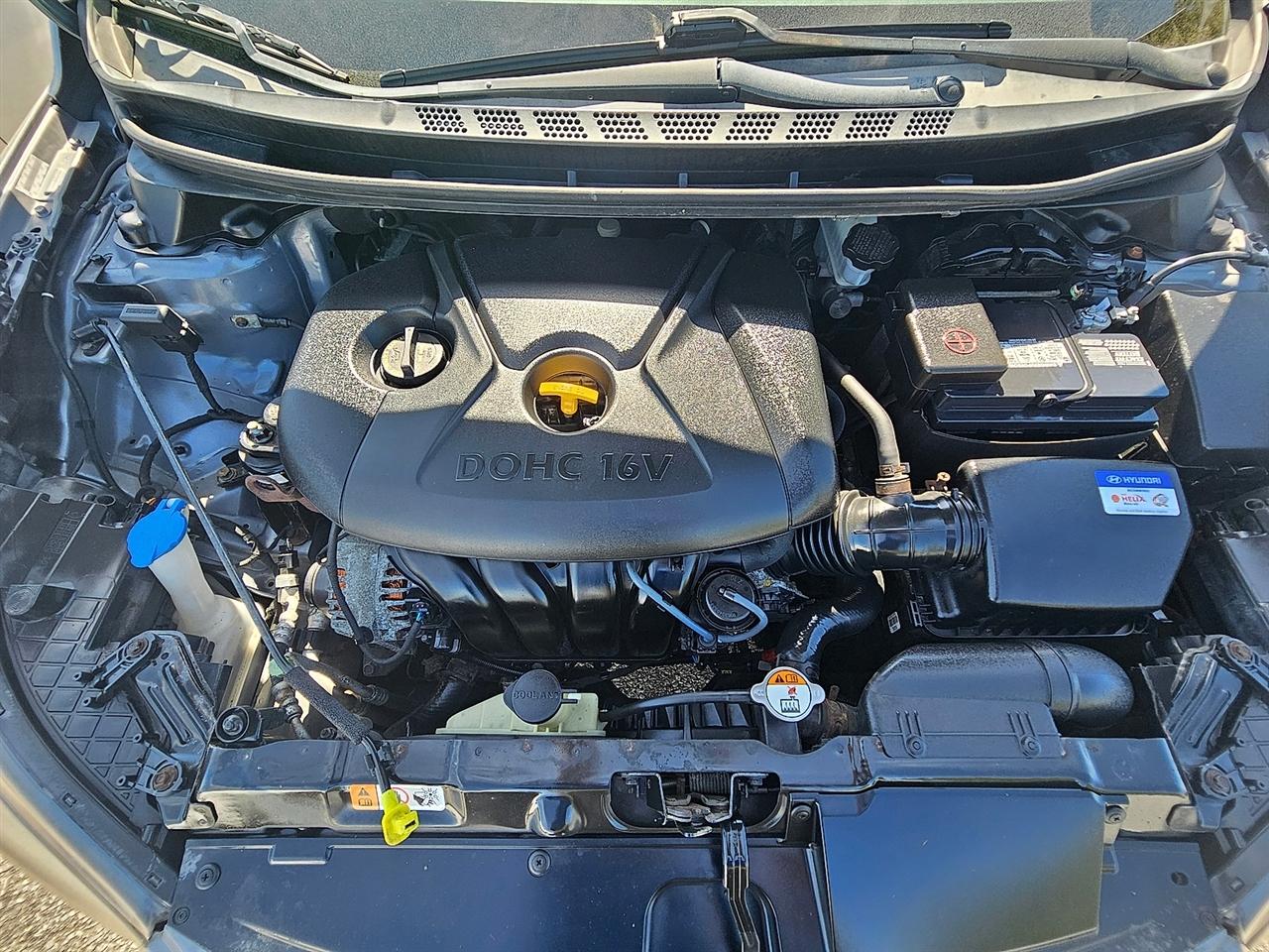 Hyundai Elantra GLS A/T 2012