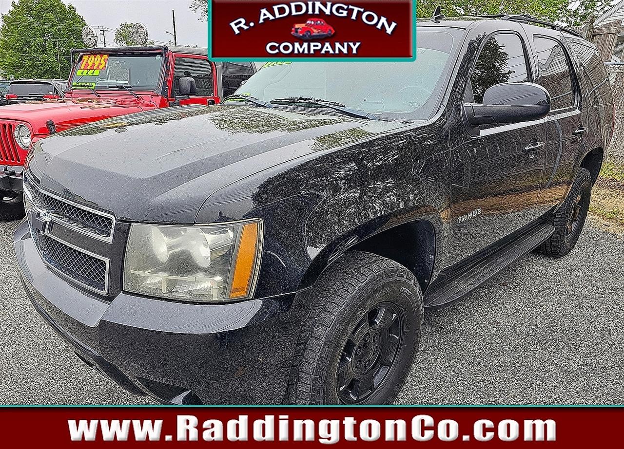 Chevrolet Tahoe LS 4WD 2011