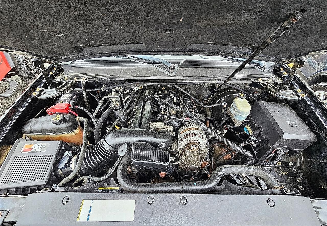 Chevrolet Tahoe LS 4WD 2011