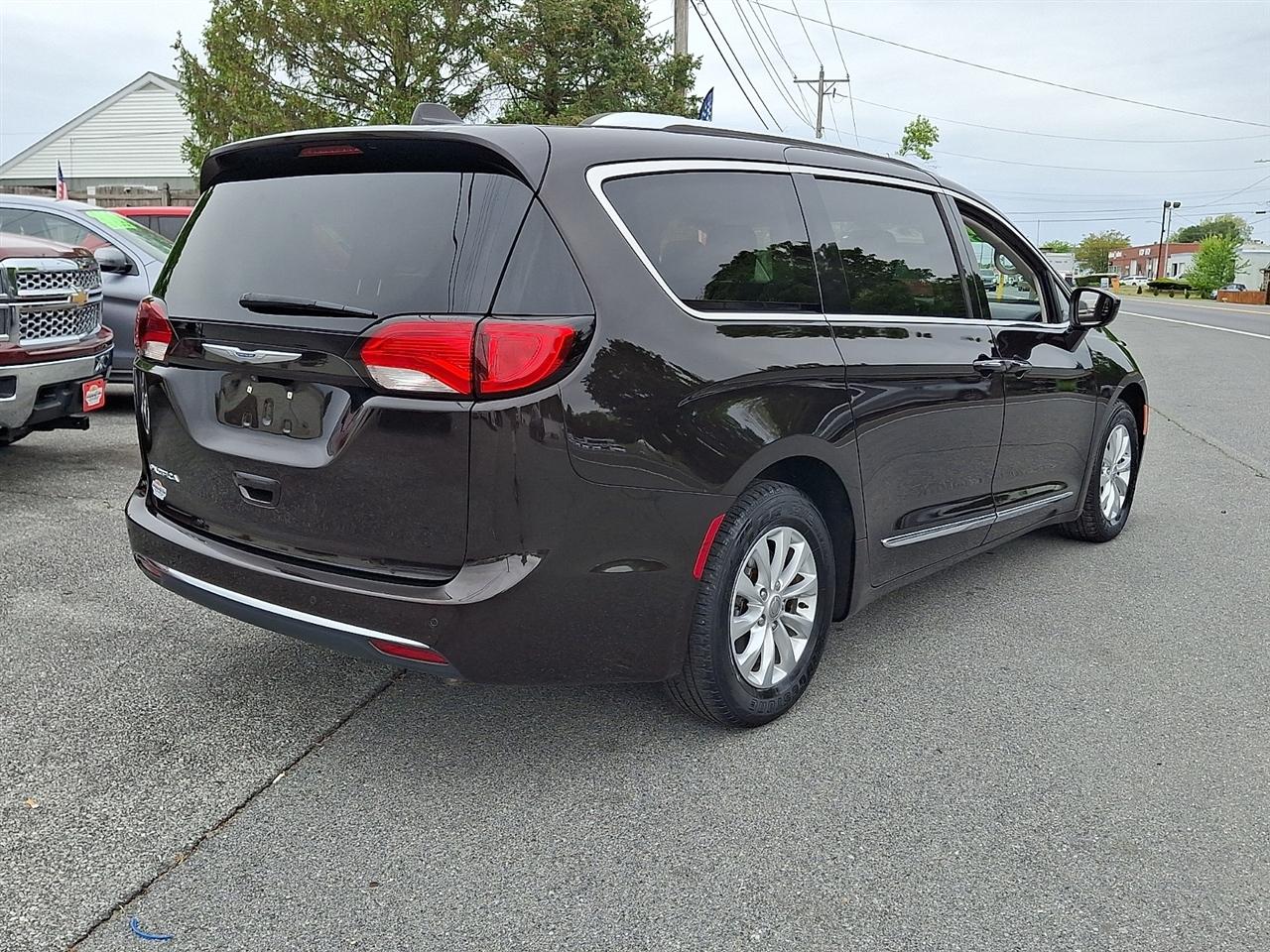 Chrysler Pacifica Touring-L 2018