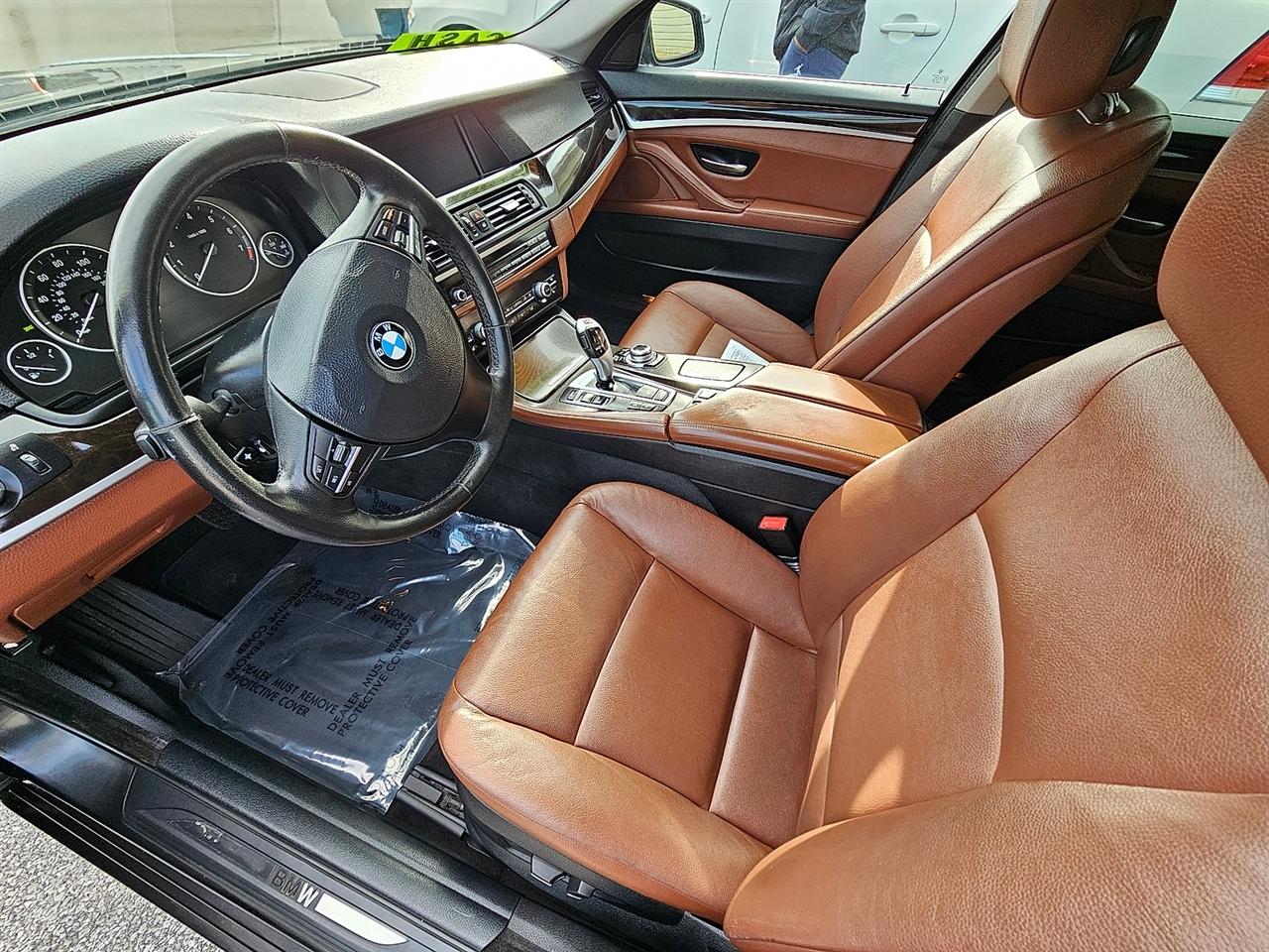 BMW 5-Series 528i xDrive 2013