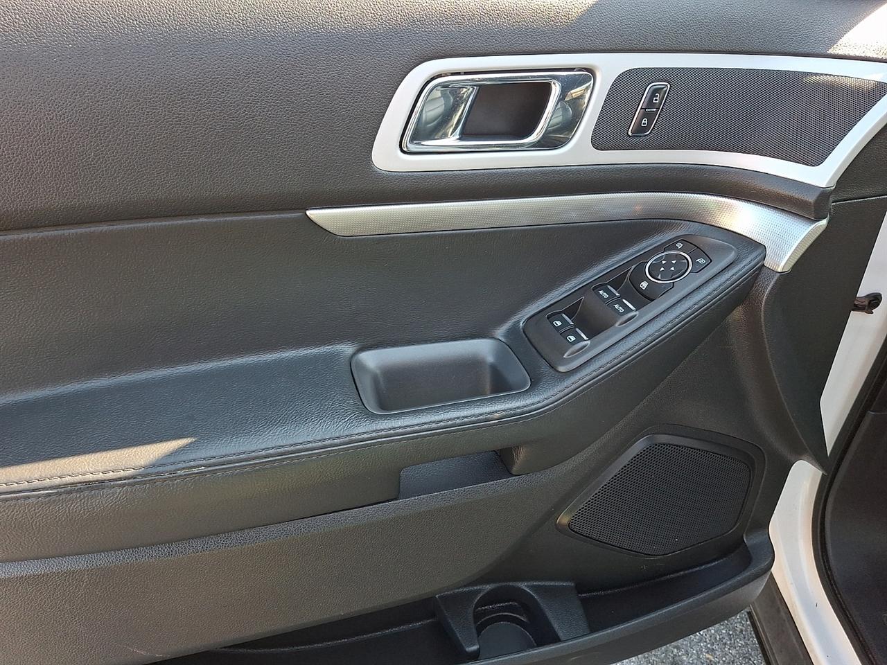 Ford Explorer XLT 4WD 2014