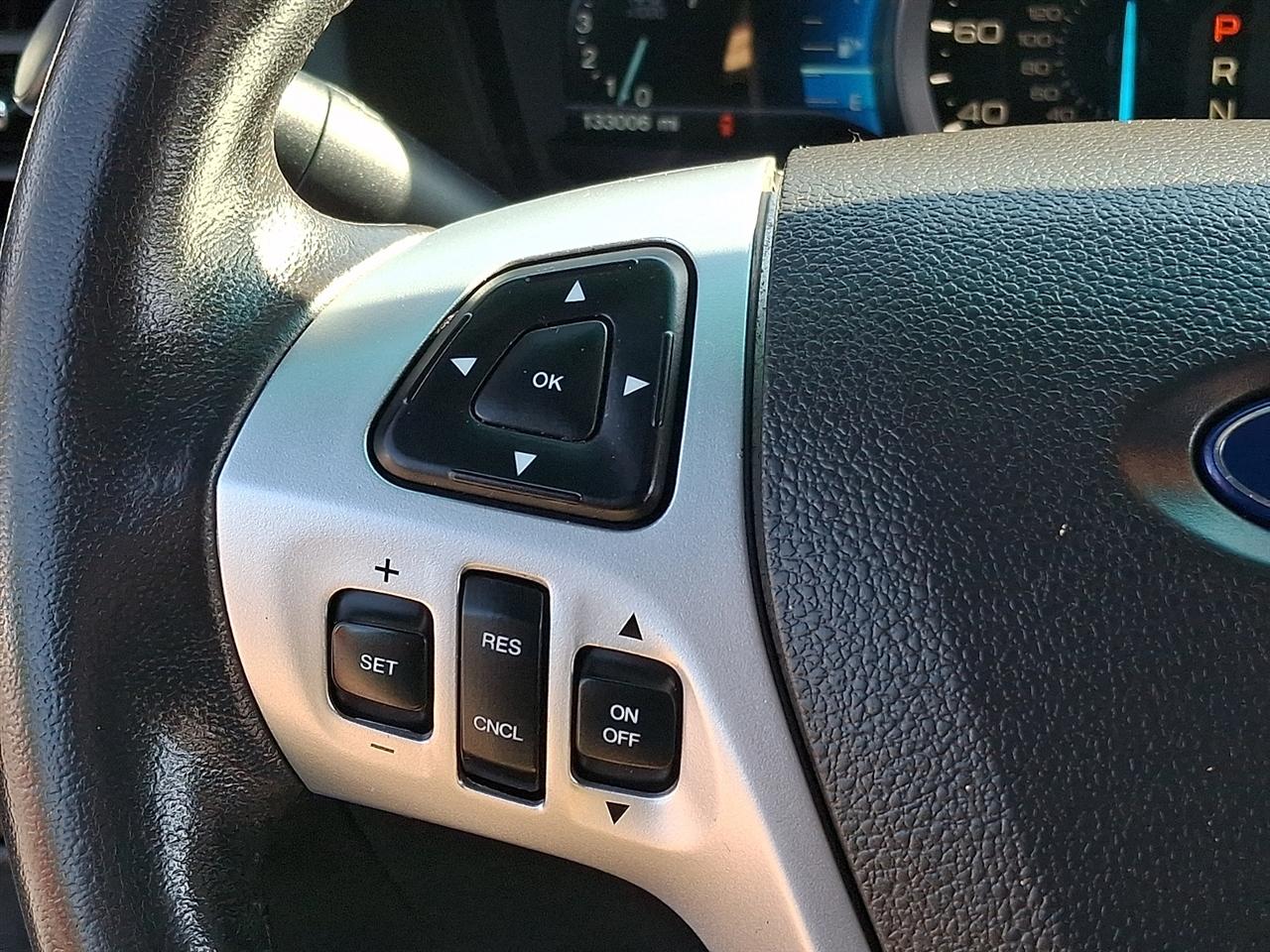 Ford Explorer XLT 4WD 2014