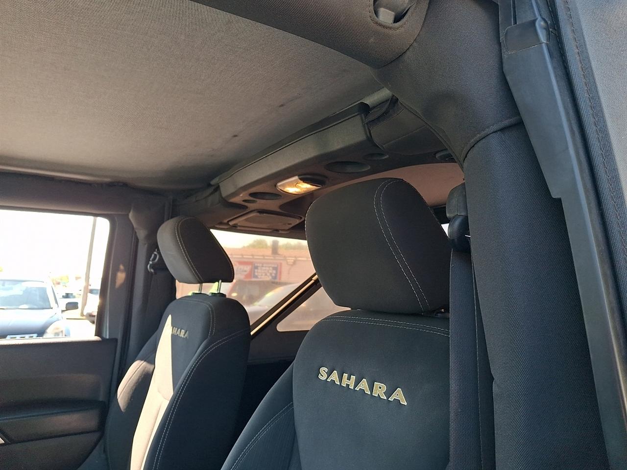 Jeep Wrangler Sahara 4WD 2015