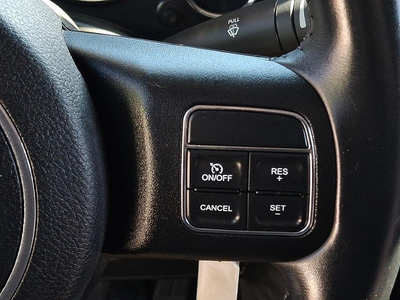 Jeep Wrangler Sahara 4WD 2015