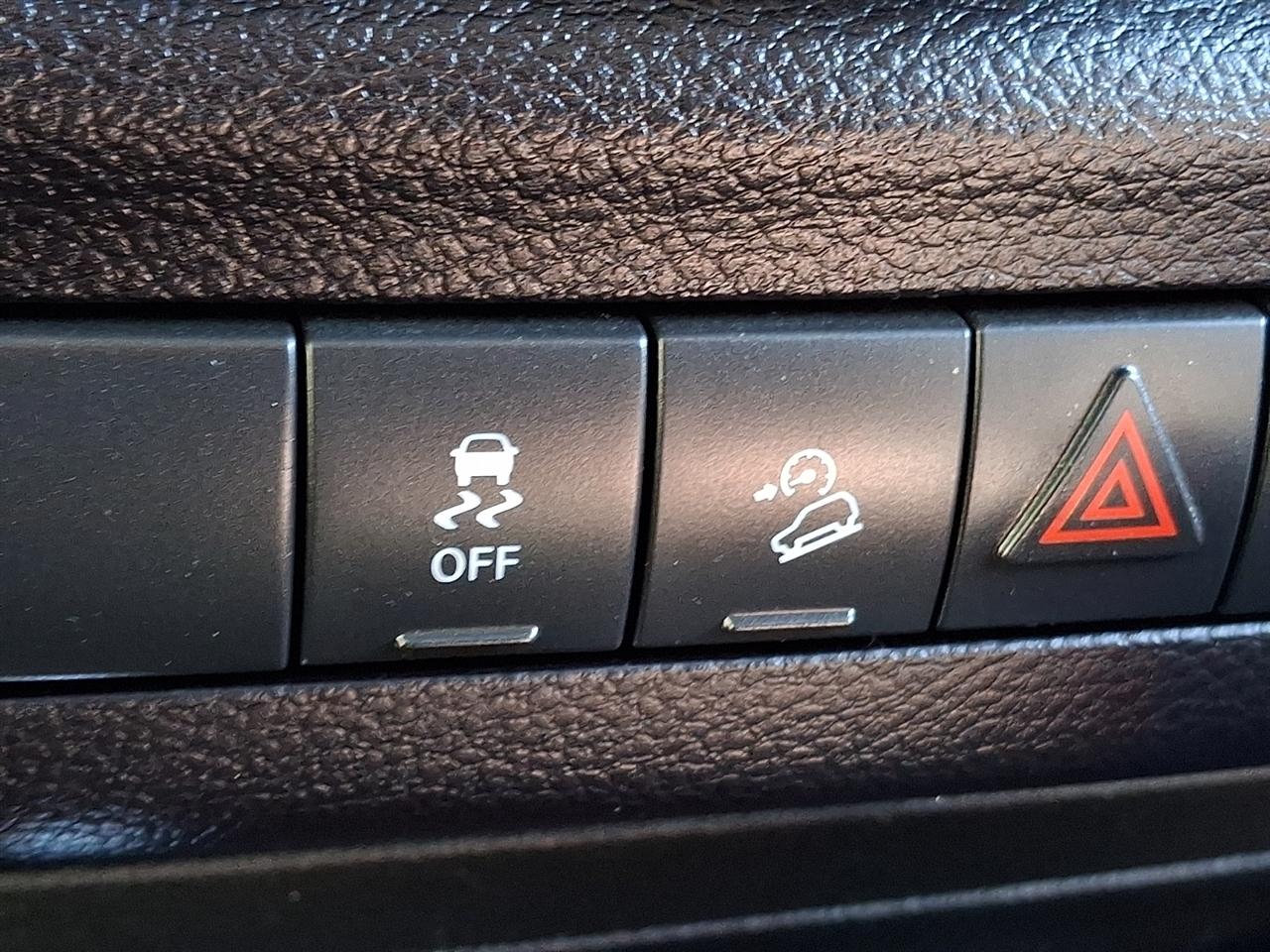 Jeep Wrangler Sahara 4WD 2015