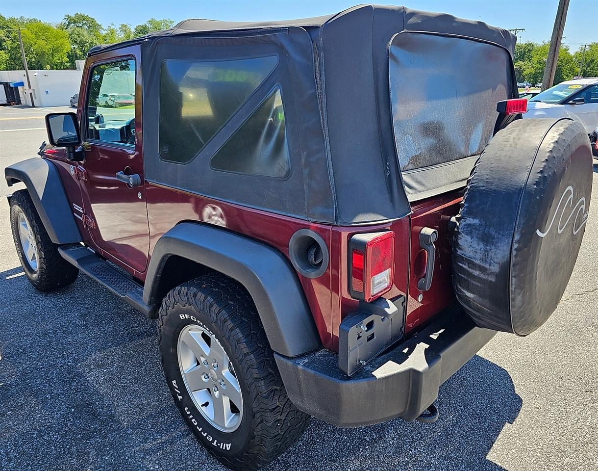 Jeep Wrangler Sport 4WD 2010