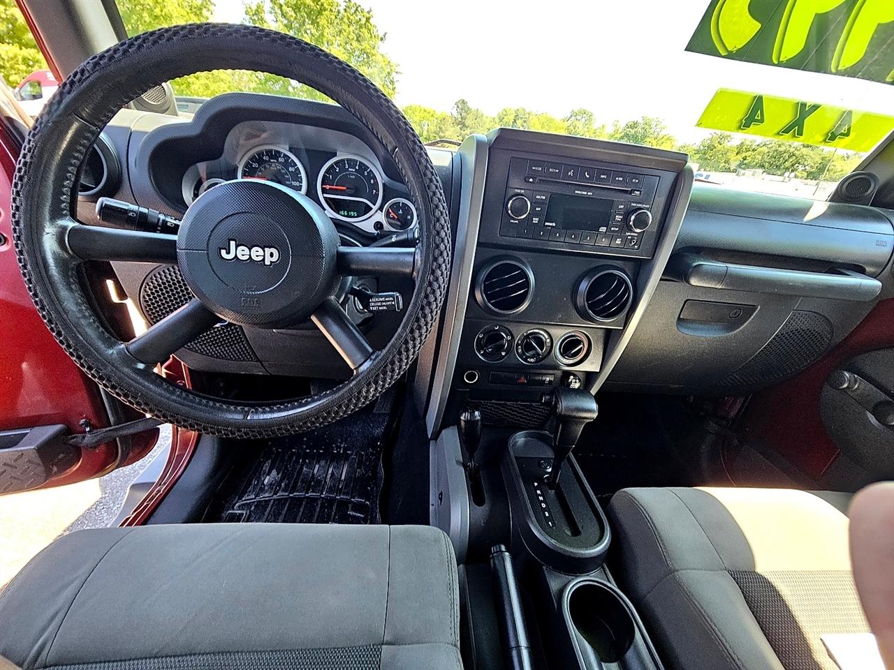 Jeep Wrangler Sport 4WD 2010