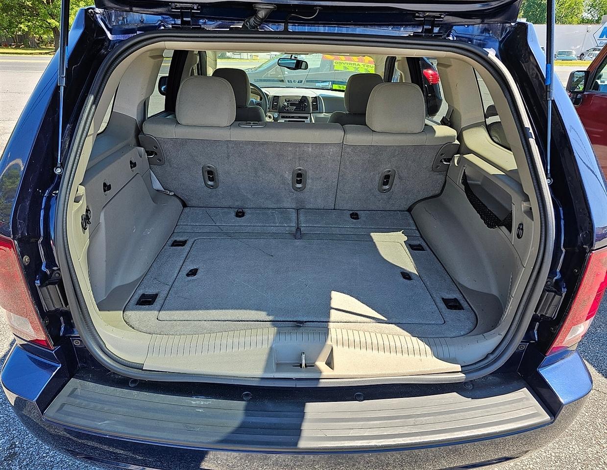 Jeep Grand Cherokee Laredo 4WD 2006