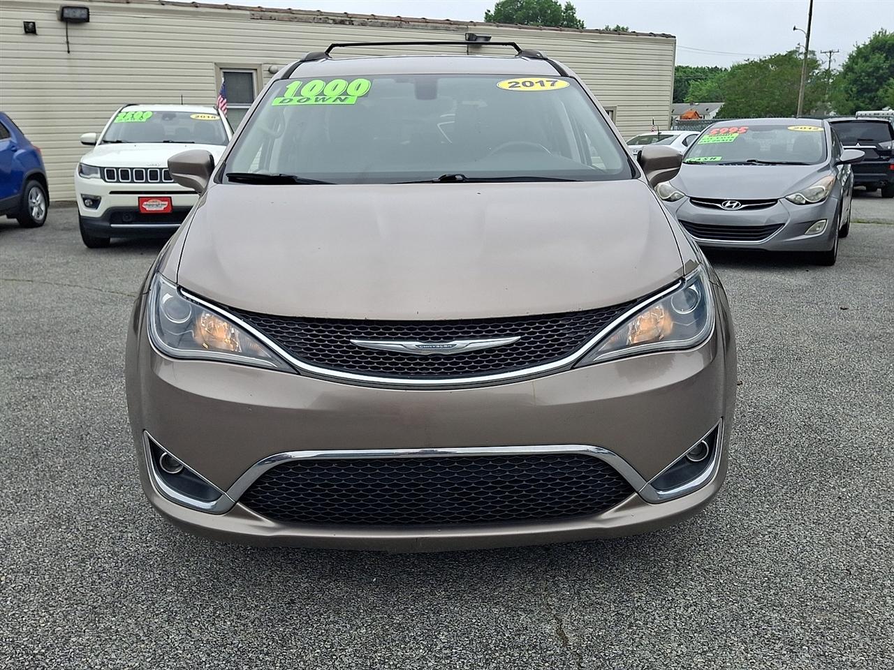 Chrysler Pacifica Touring-L 2017