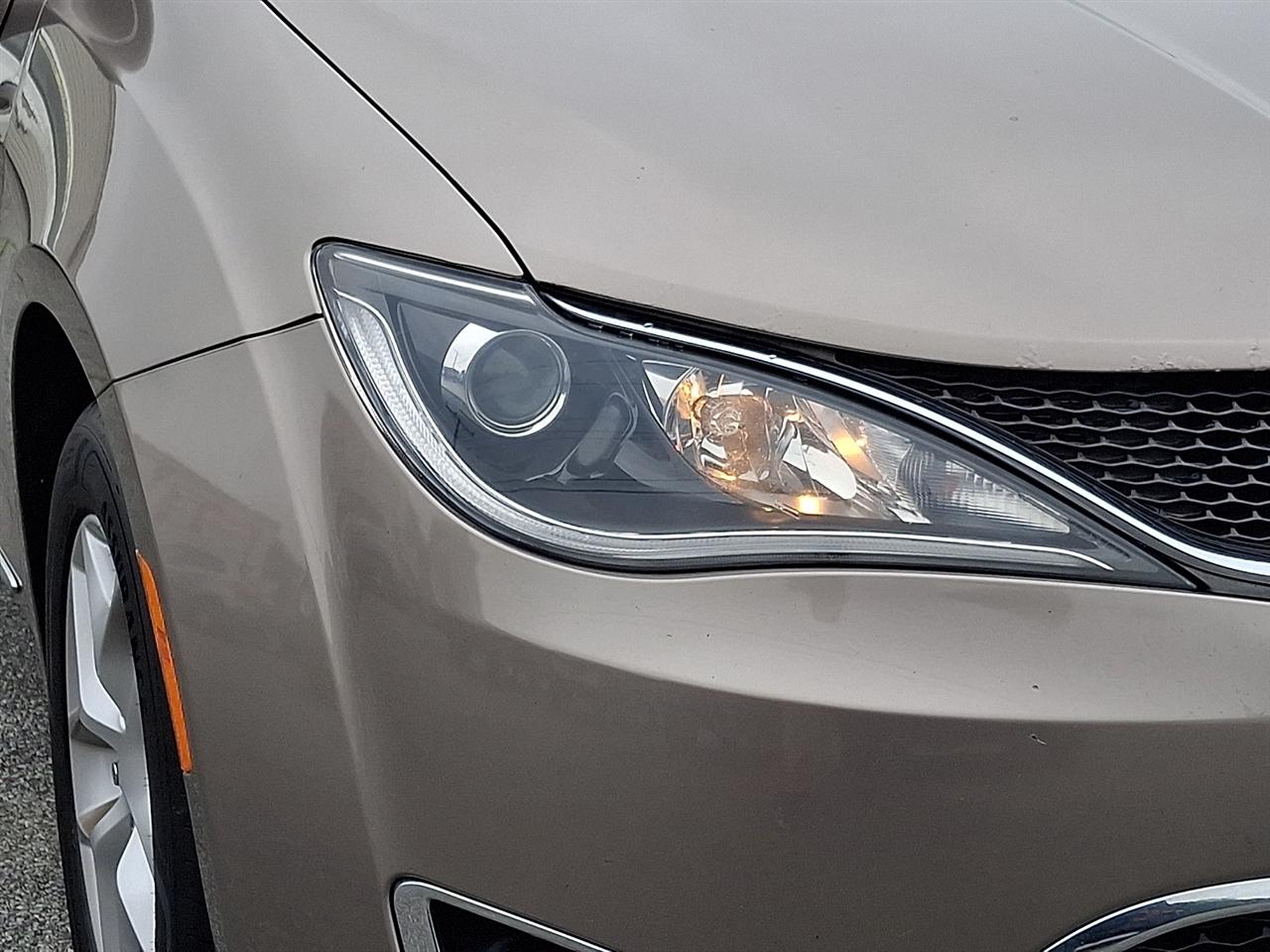 Chrysler Pacifica Touring-L 2017