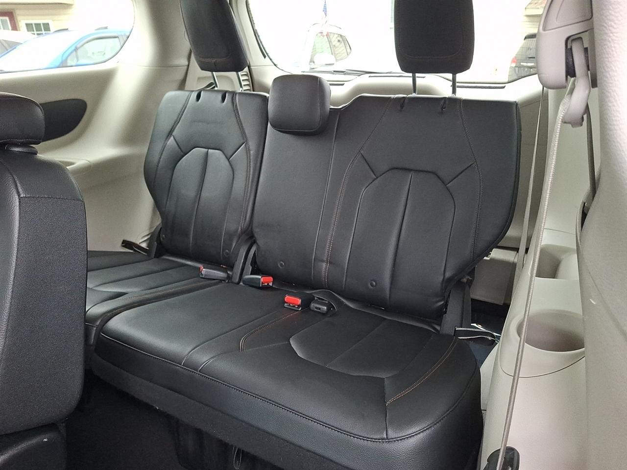 Chrysler Pacifica Touring-L 2017