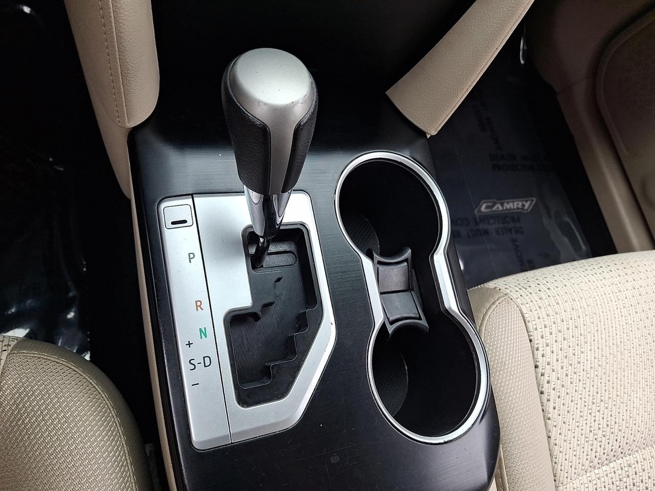 Toyota Camry LE 2014