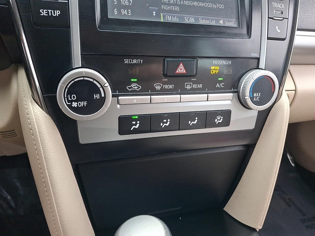 Toyota Camry LE 2014
