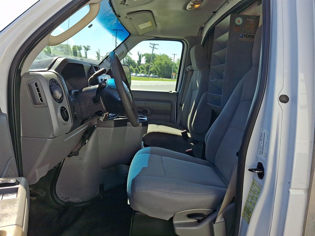 Ford E350  2016