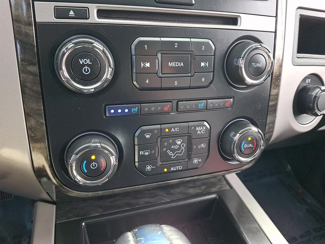 Ford Expedition Limited 4WD 2016