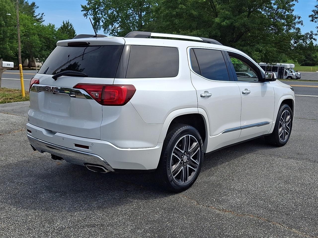 GMC Acadia  2019