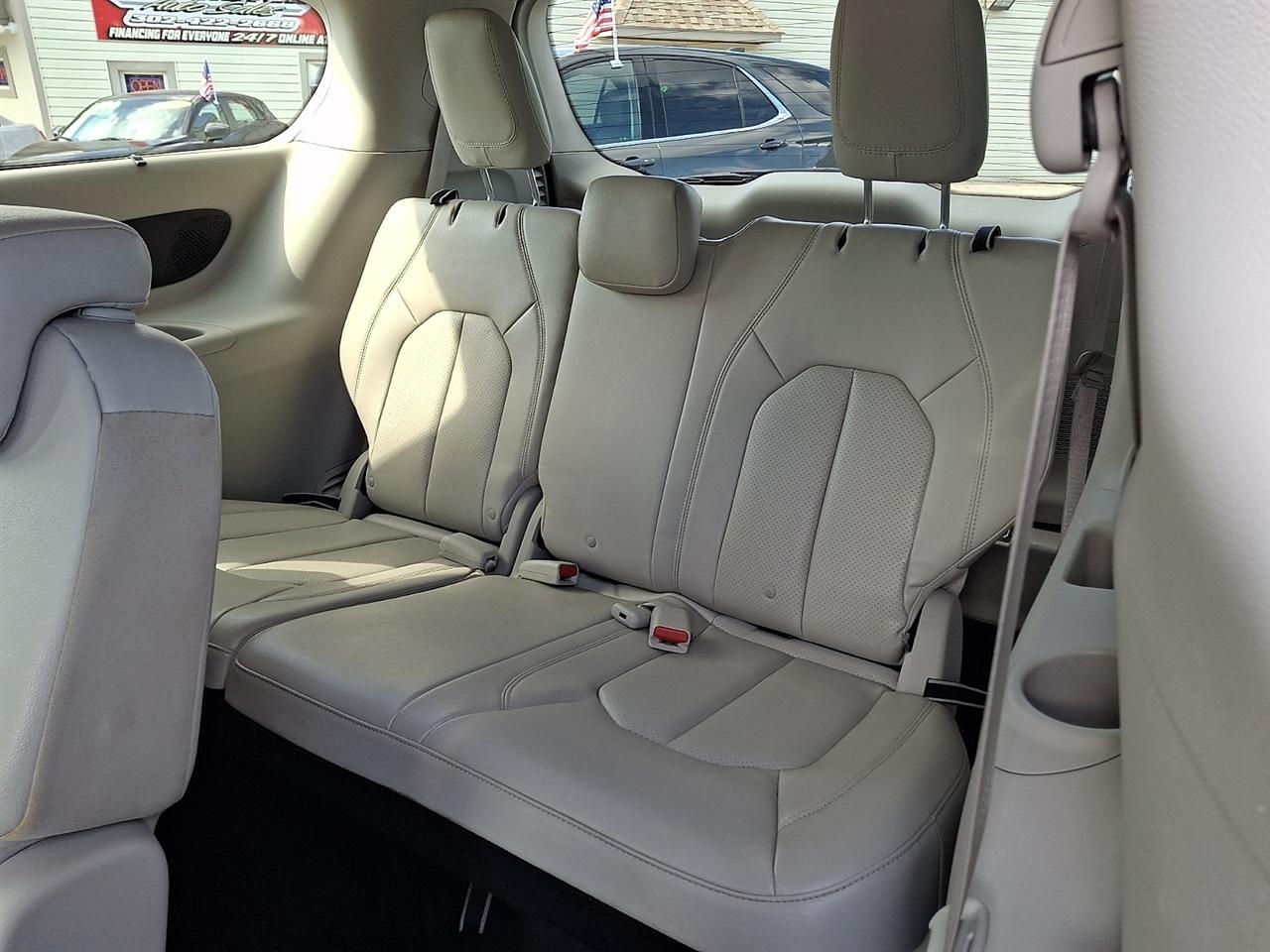 Chrysler Pacifica Touring-L Plus 2018