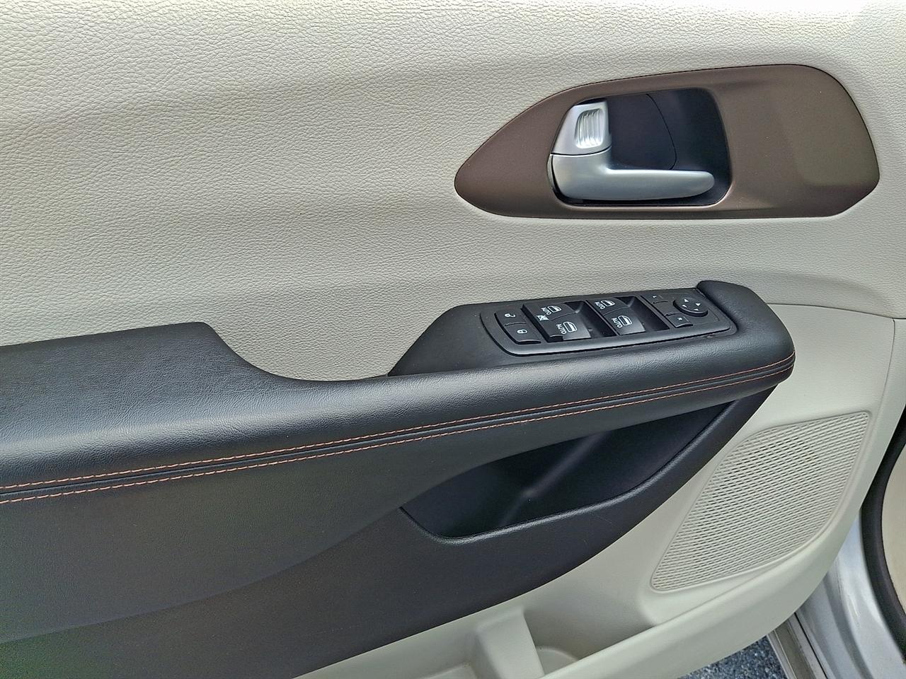 Chrysler Pacifica Touring-L Plus 2018