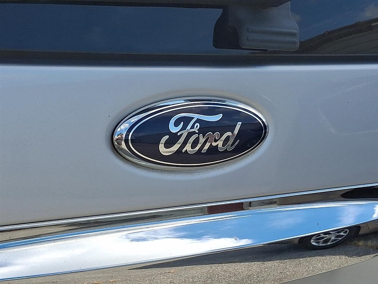 Ford Expedition XL 4WD 2014