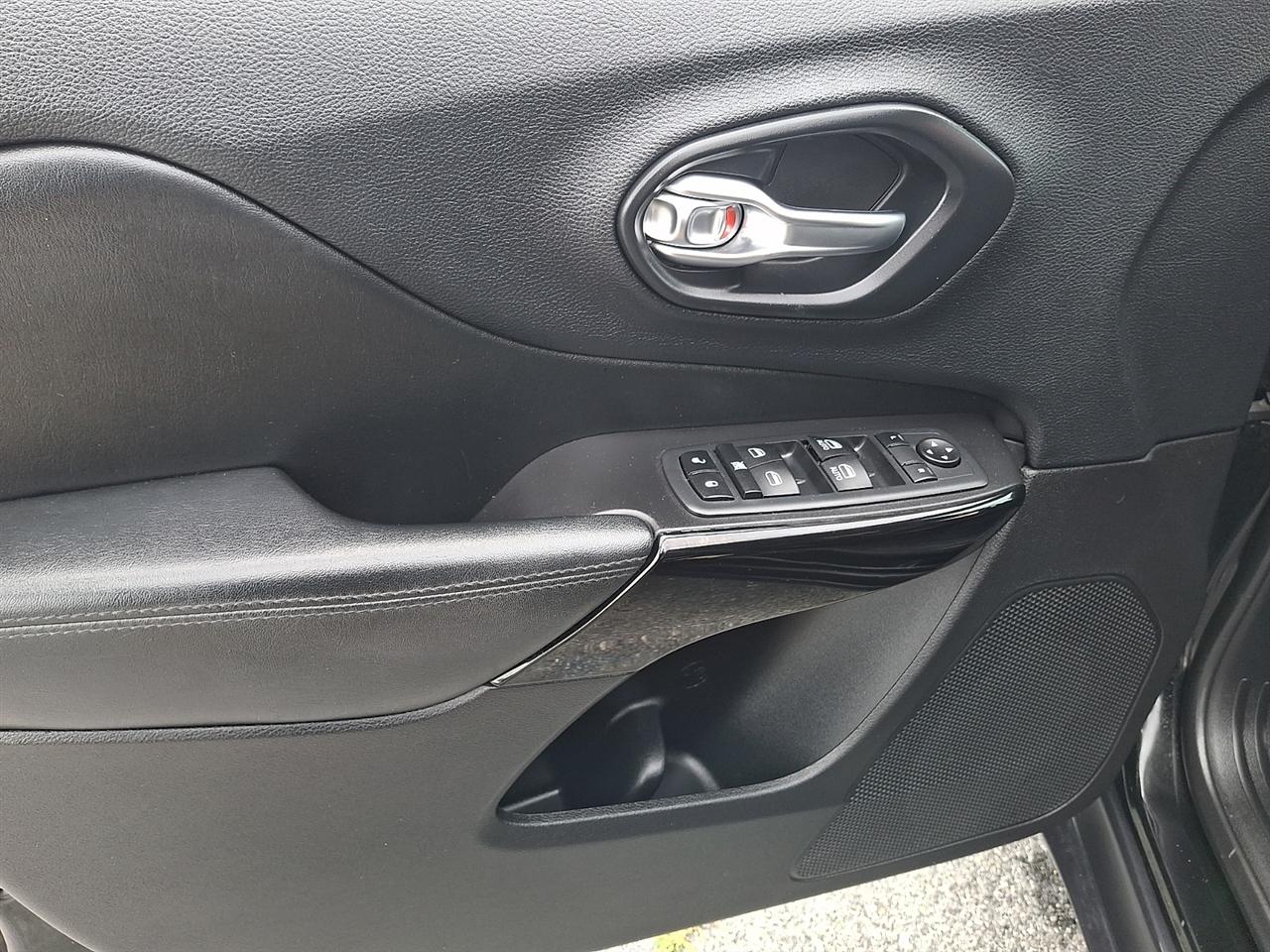 Jeep Cherokee Latitude Plus 4WD 2020
