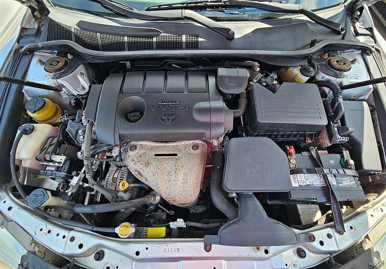Toyota Camry LE 6-Spd AT 2011