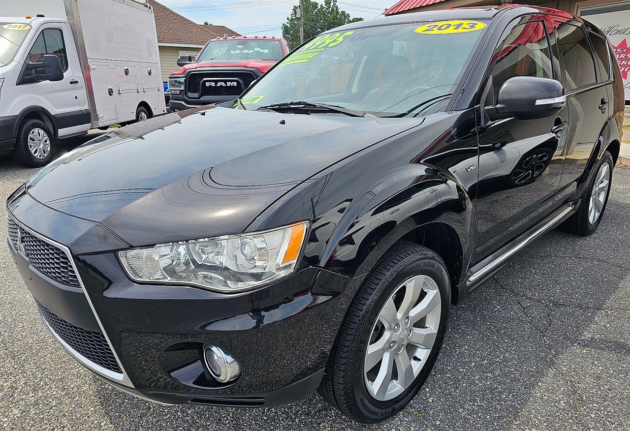 Mitsubishi Outlander GT 2WD 2013