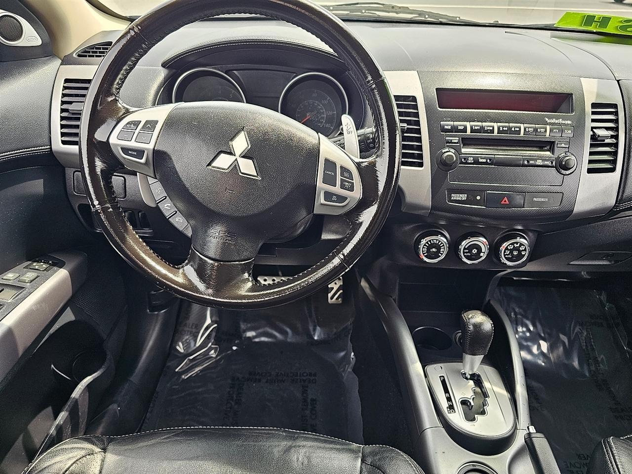 Mitsubishi Outlander GT 2WD 2013