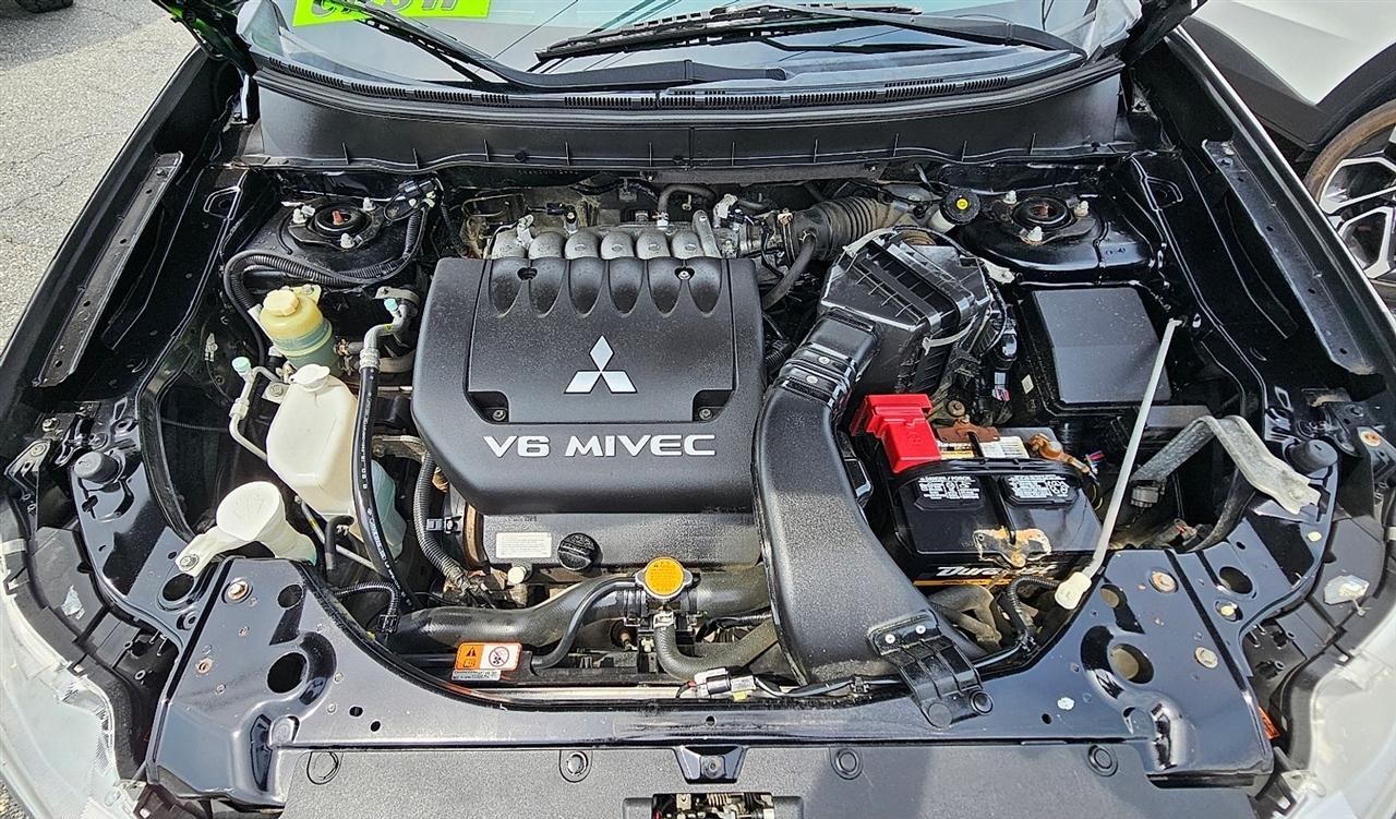 Mitsubishi Outlander GT 2WD 2013