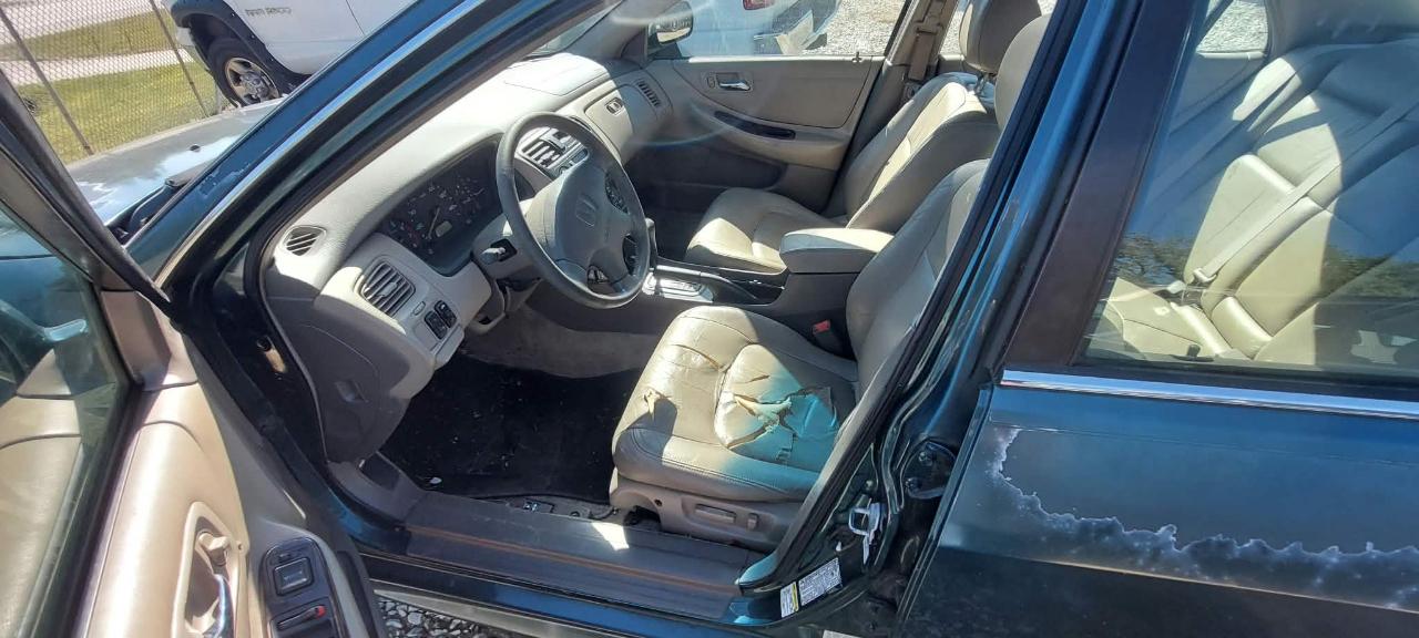 Honda Accord EX V6 sedan 2002
