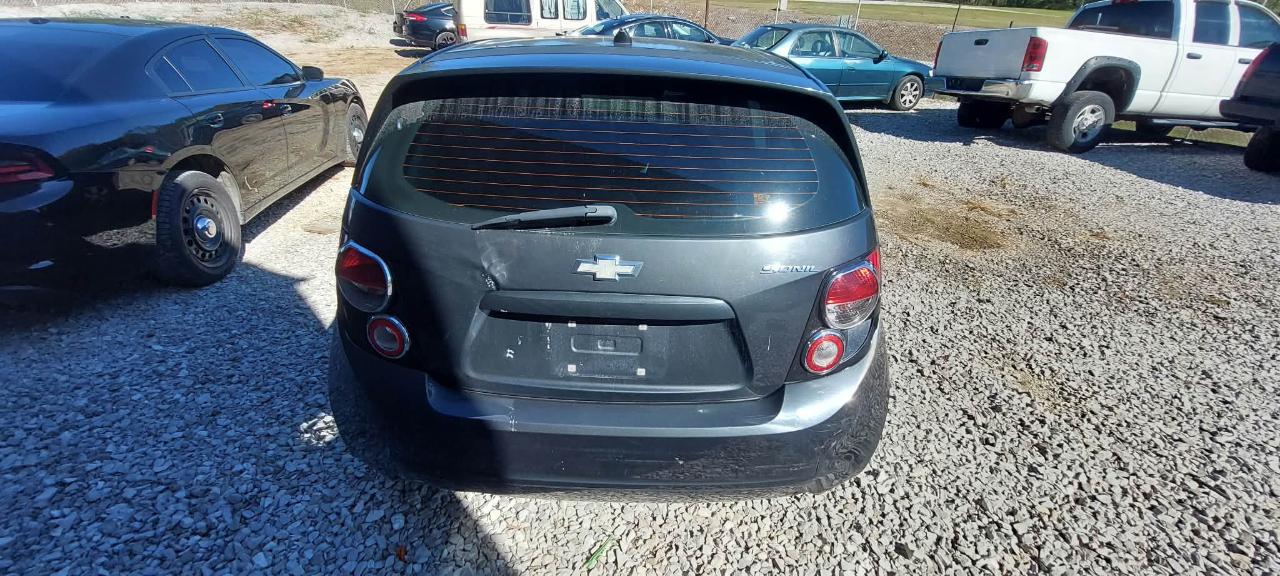 Chevrolet Sonic LS Auto 5-Door 2014