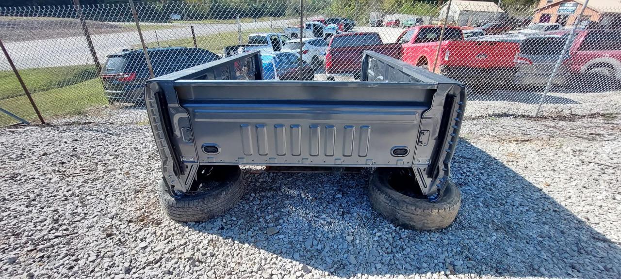 Ford F350SD Platinum Crew Cab 4WD LWB DRW 2026