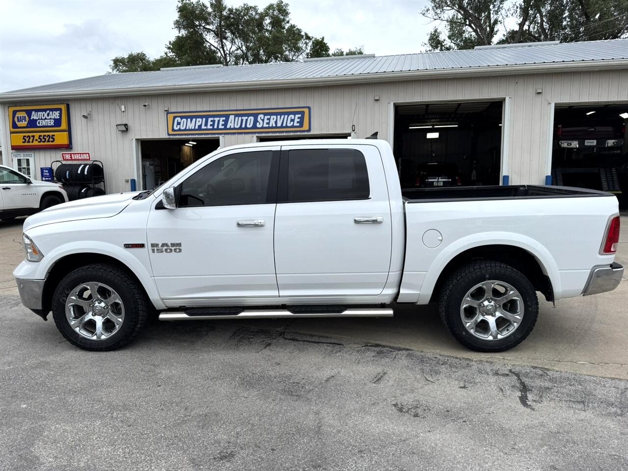 RAM 1500 Laramie Crew Cab SWB 4WD 2018 RAM 1500 Laramie Crew Cab SWB 4WD 2018