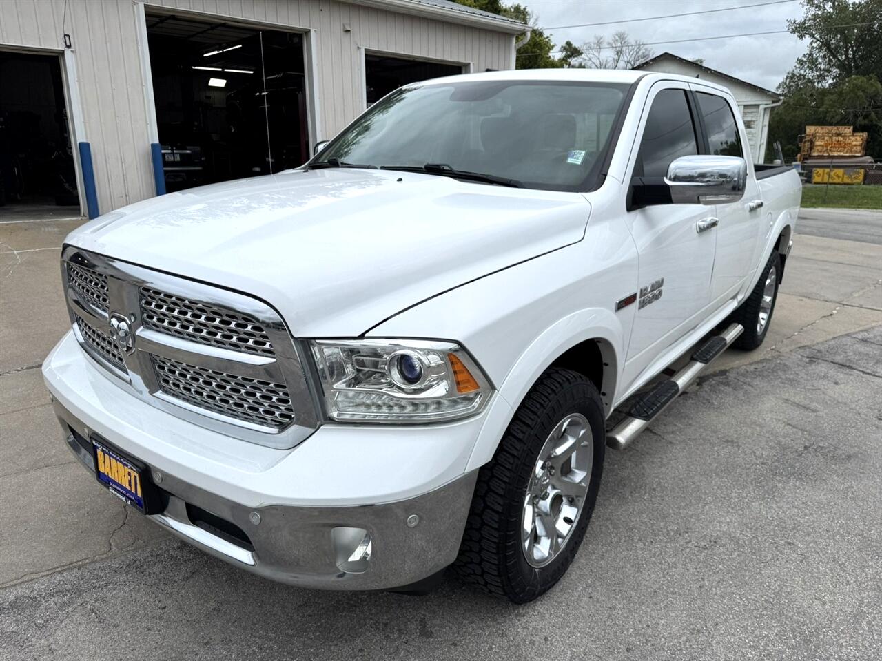 RAM 1500 Laramie Crew Cab SWB 4WD 2018 RAM 1500 Laramie Crew Cab SWB 4WD 2018