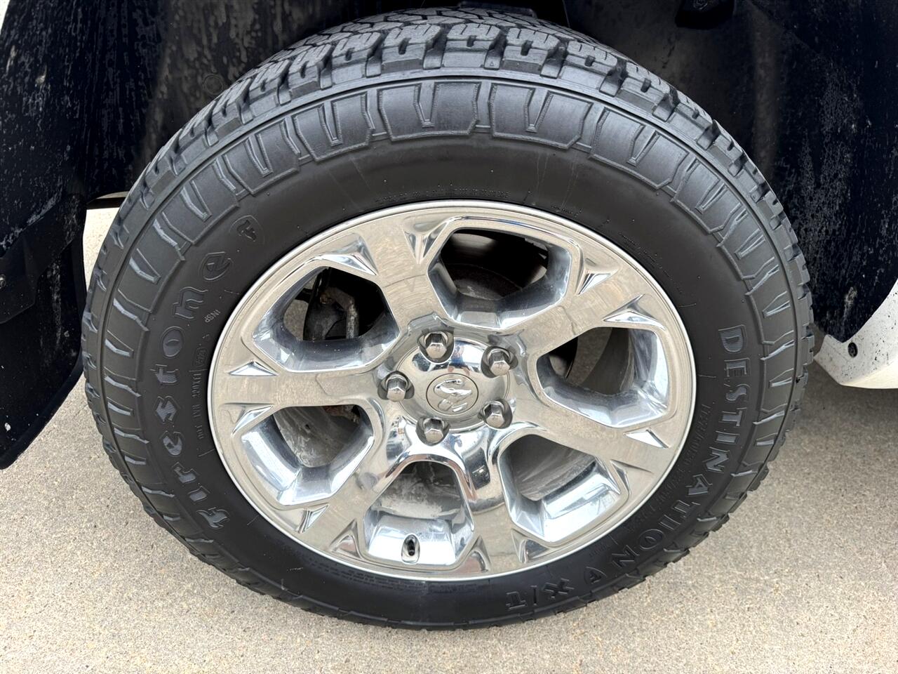 RAM 1500 Laramie Crew Cab SWB 4WD 2018 RAM 1500 Laramie Crew Cab SWB 4WD 2018