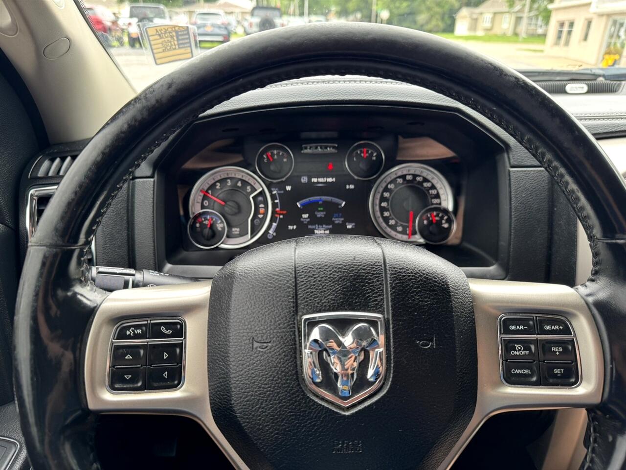 RAM 1500 Laramie Crew Cab SWB 4WD 2018 RAM 1500 Laramie Crew Cab SWB 4WD 2018