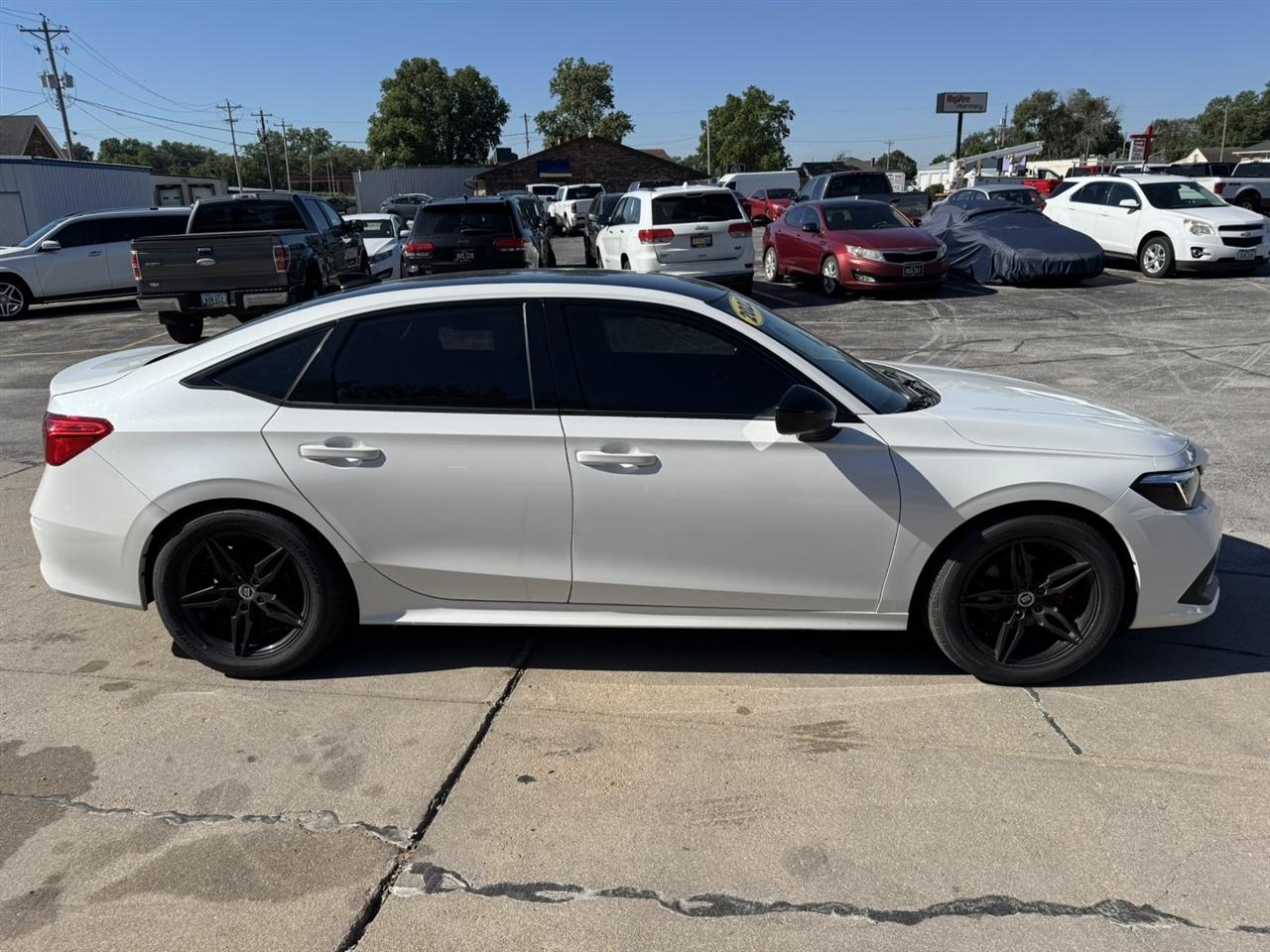 2022 Honda Civic LX - Photo 17
