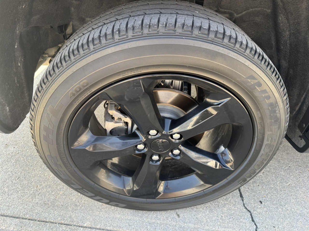 Jeep Grand Cherokee Laredo 4WD 2023 Jeep Grand Cherokee Laredo 4WD 2023