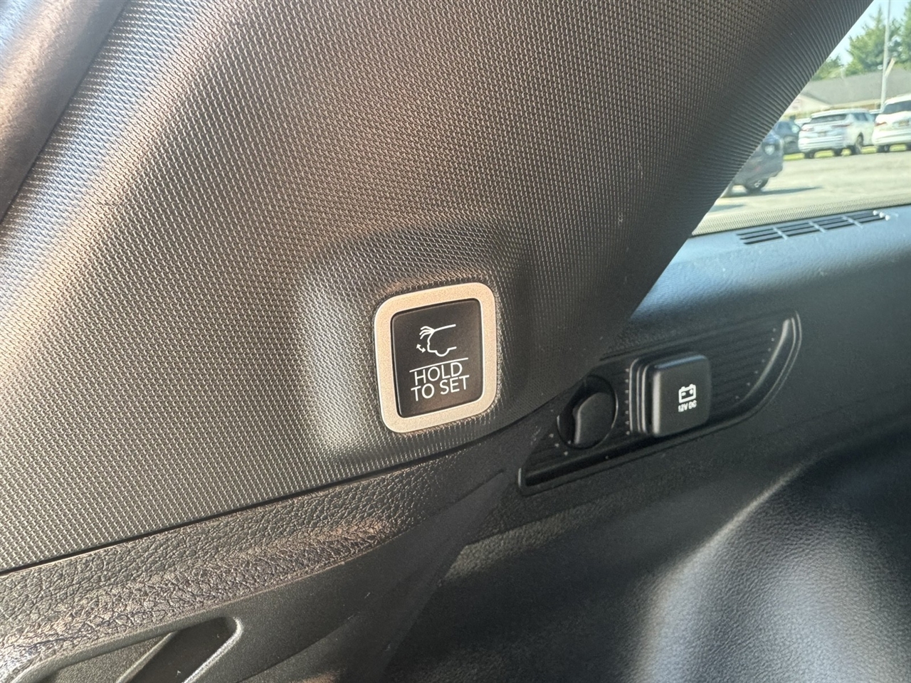Jeep Grand Cherokee Laredo 4WD 2023 Jeep Grand Cherokee Laredo 4WD 2023