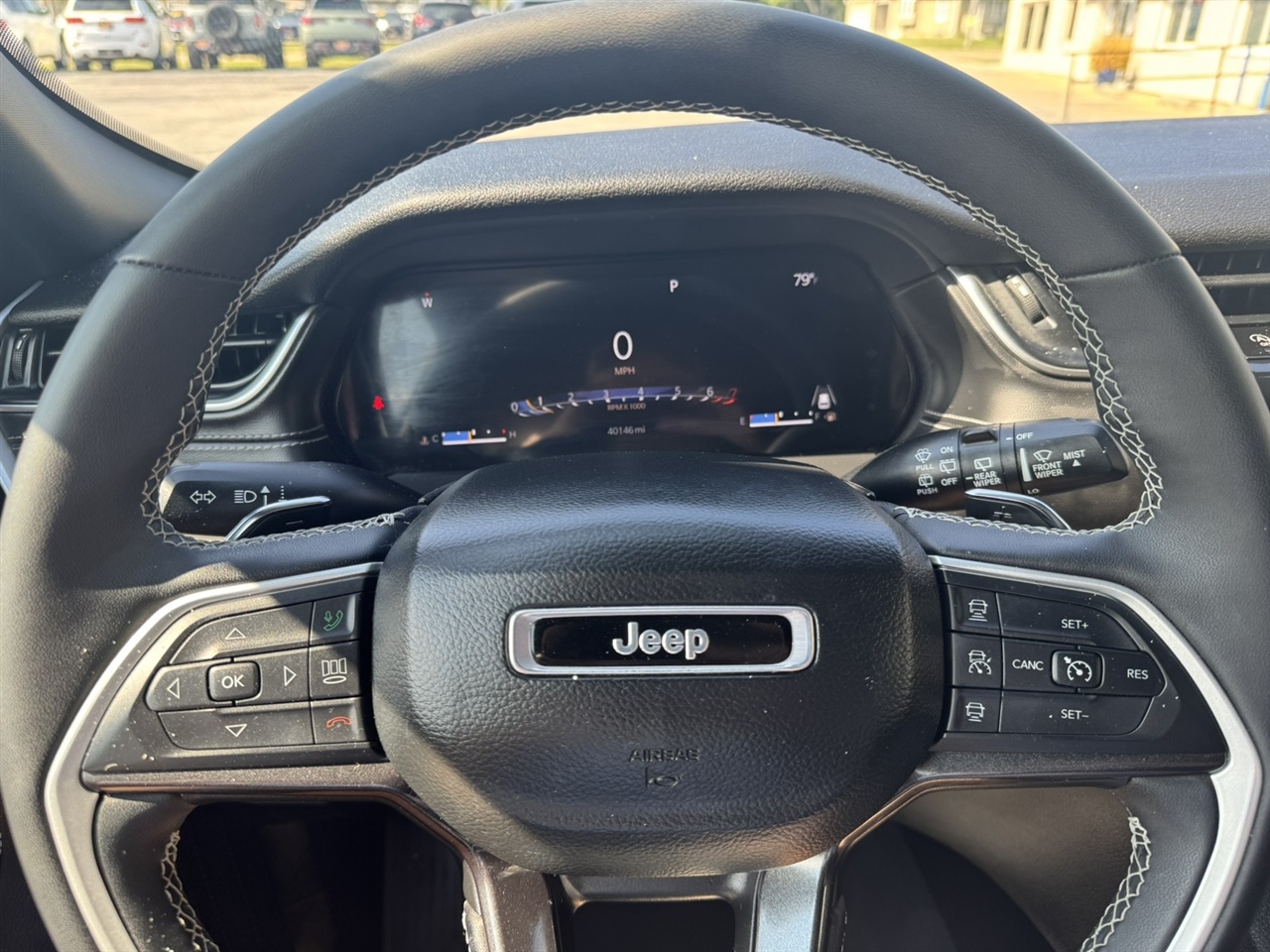 Jeep Grand Cherokee Laredo 4WD 2023 Jeep Grand Cherokee Laredo 4WD 2023