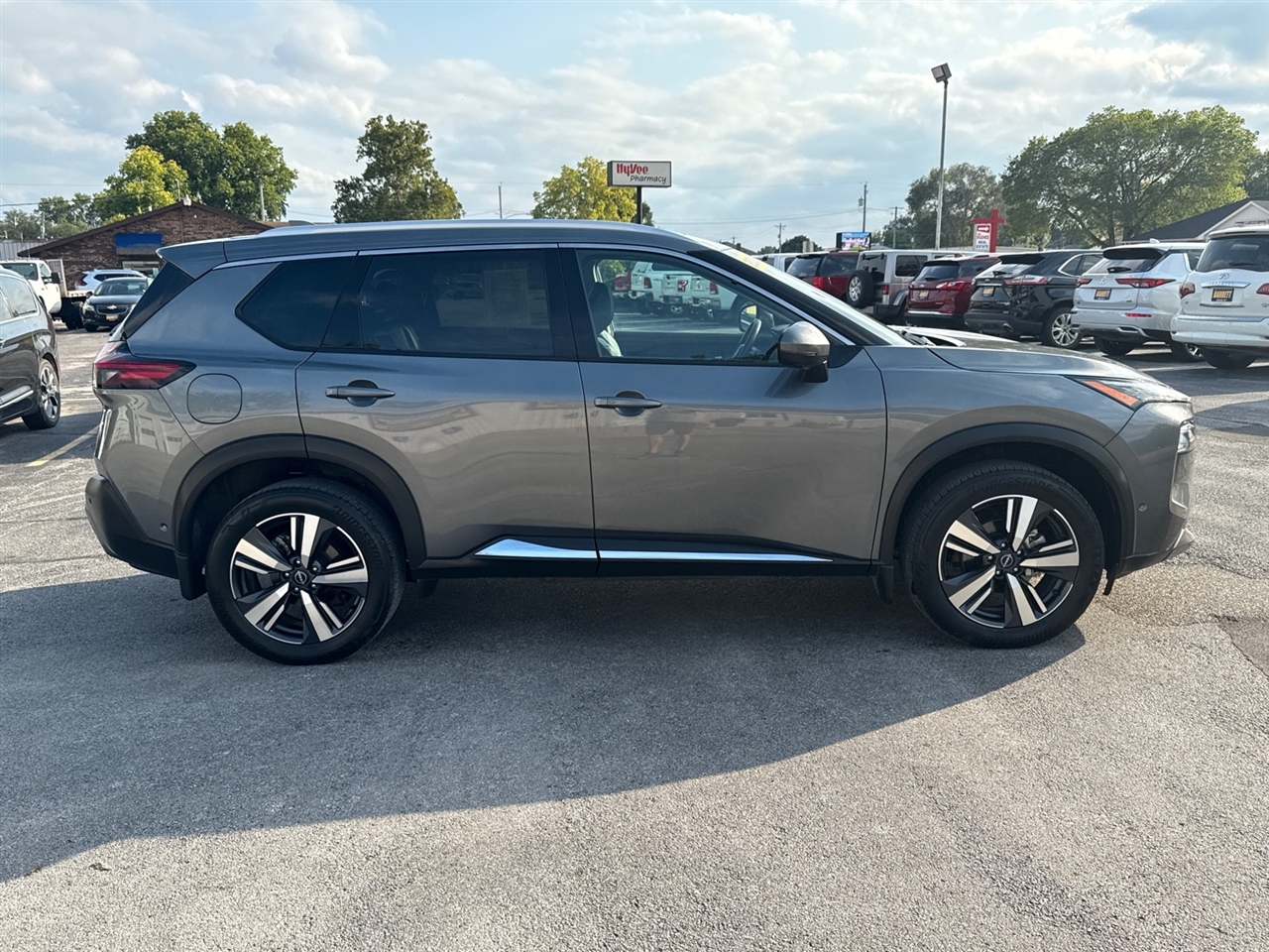 Nissan Rogue SL AWD 2023 Nissan Rogue SL AWD 2023