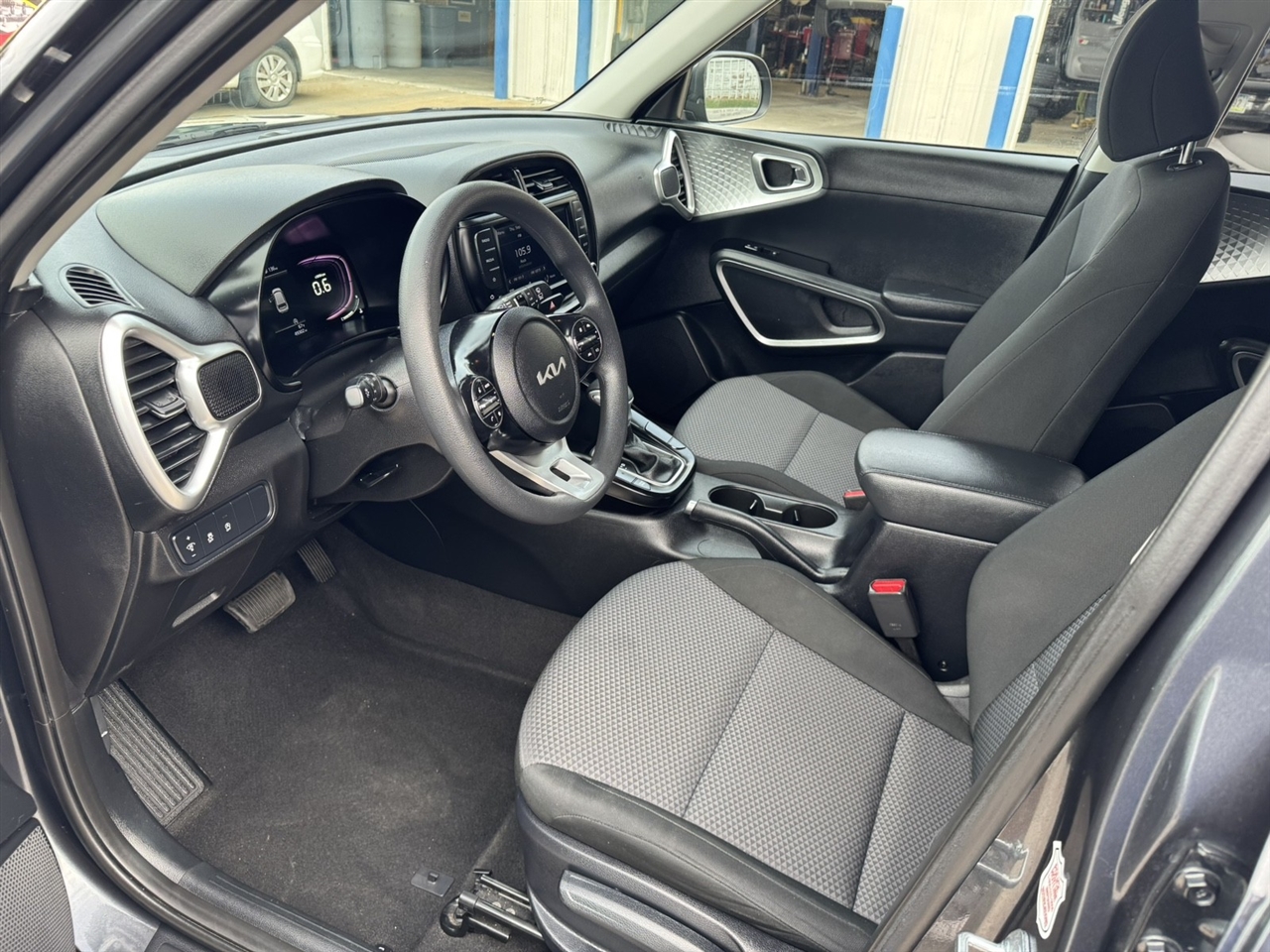 Kia Soul LX CVT 2023 Kia Soul LX CVT 2023
