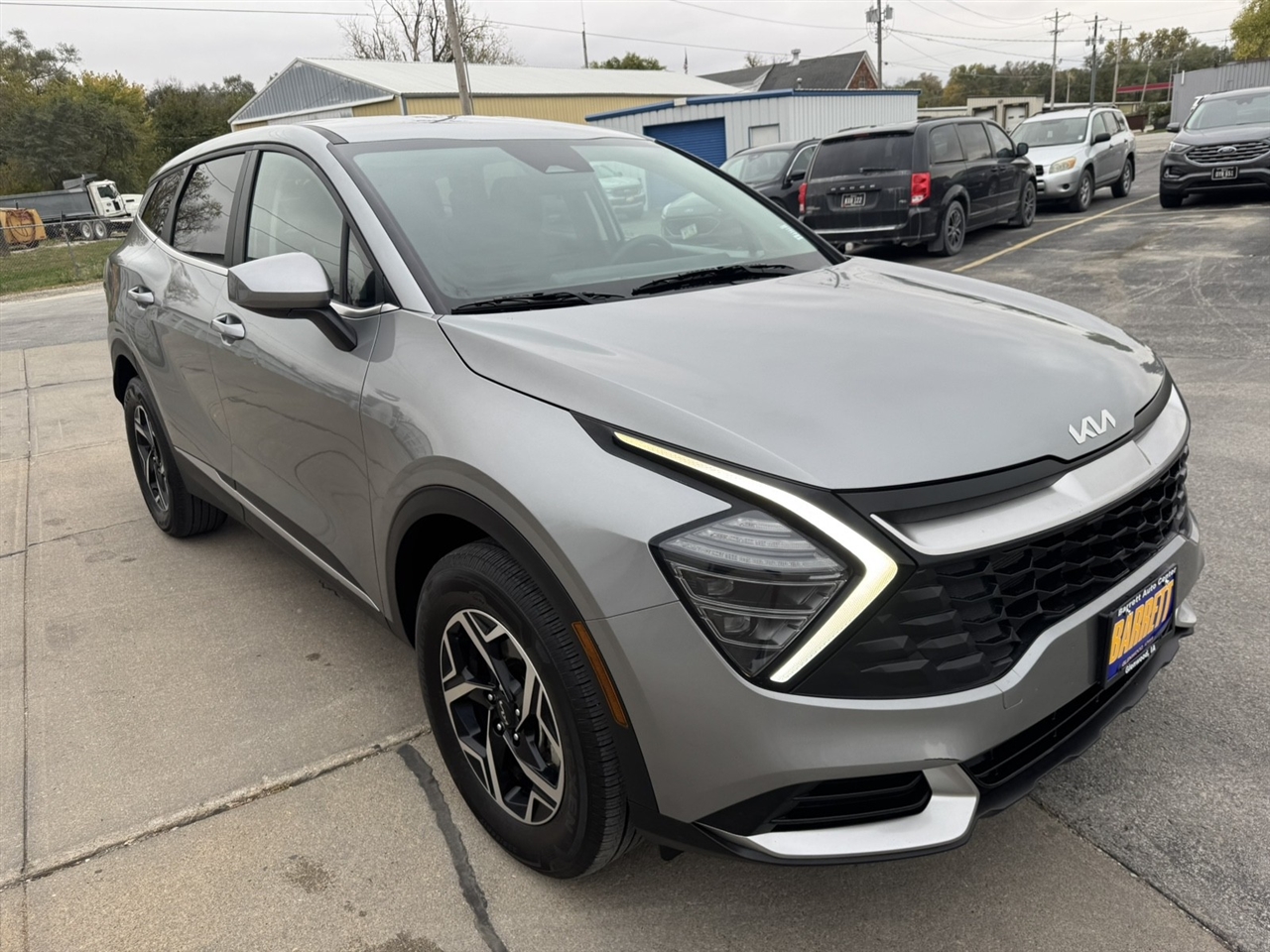 2024 Kia Sportage LX photo 4