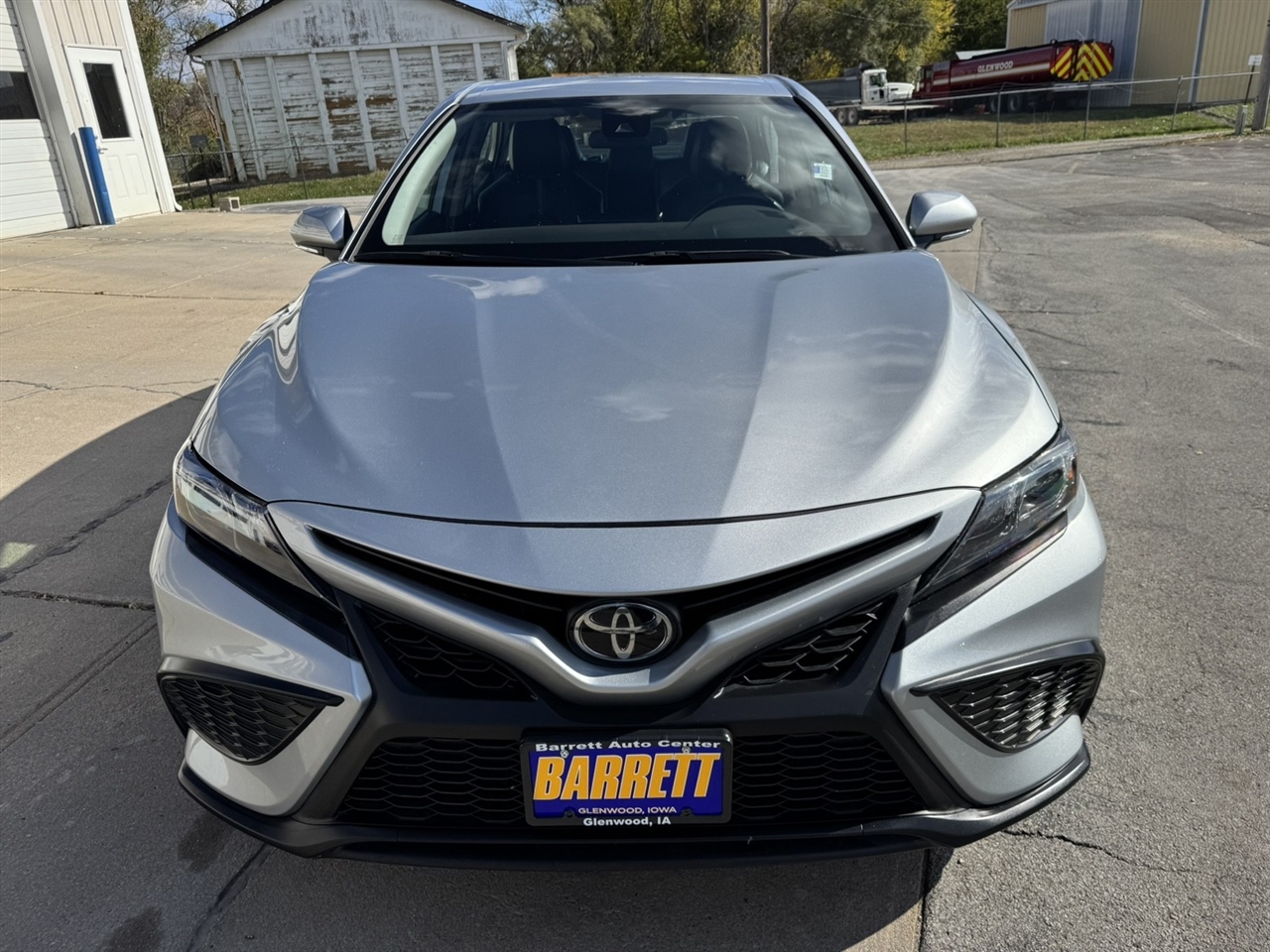 Toyota Camry SE 2023