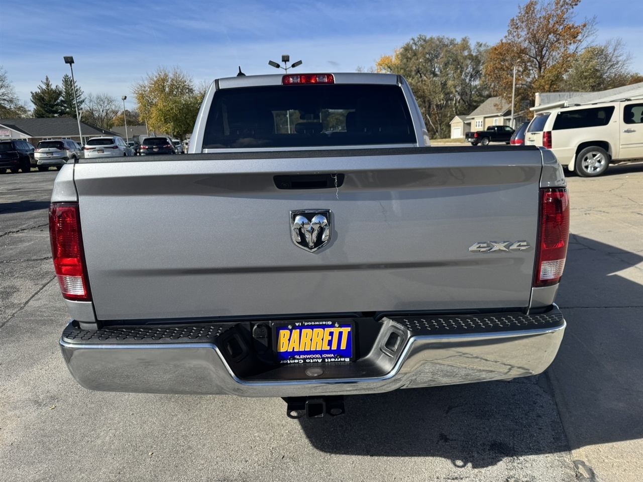 RAM 1500 Classic Tradesman Crew Cab SWB 4WD 2024