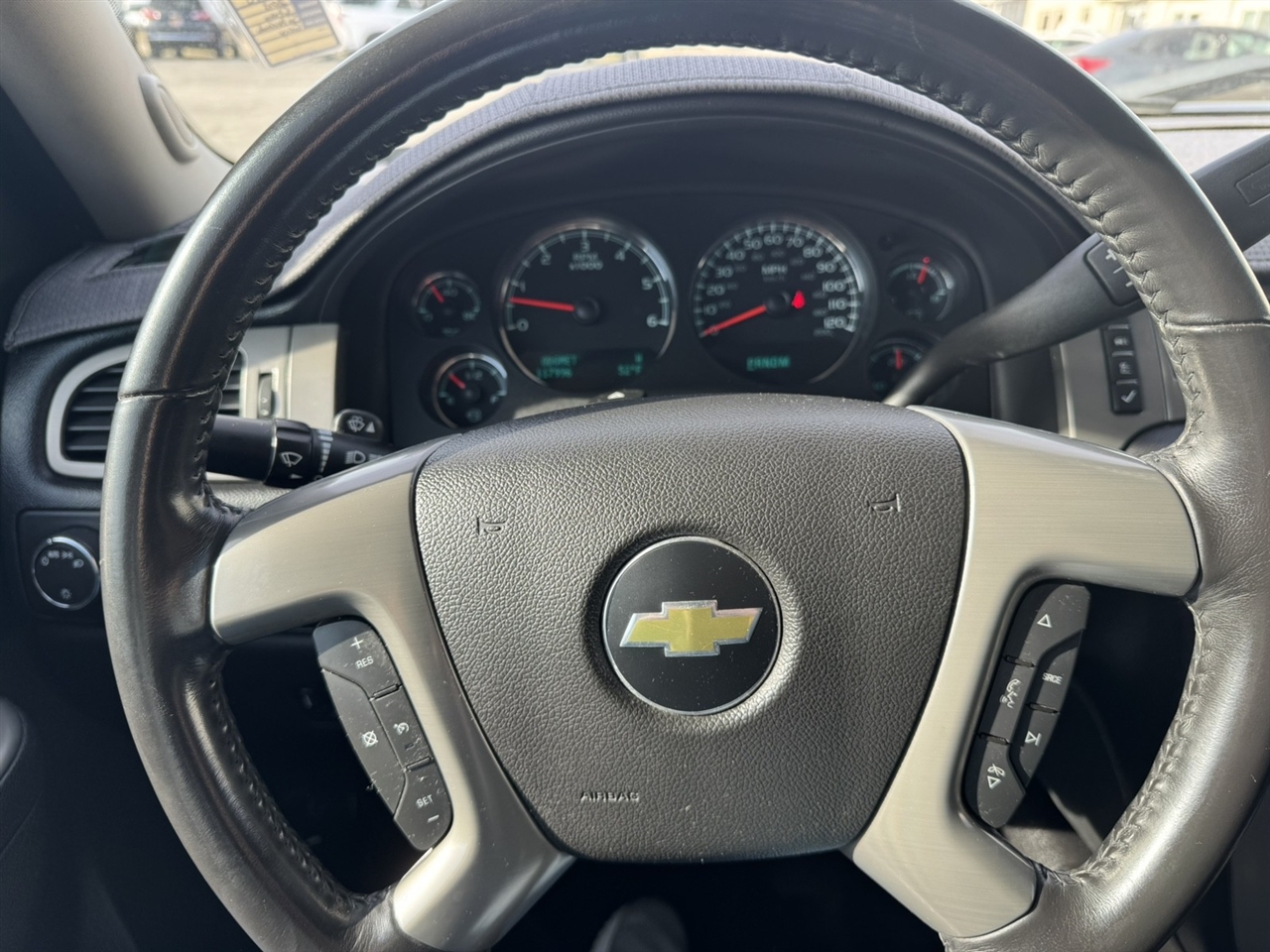 Chevrolet Silverado 1500 LTZ Crew Cab 4WD 2013