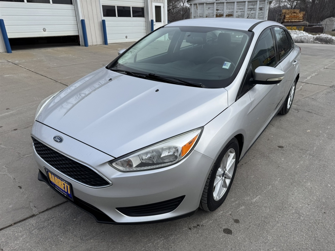 2016 Ford Focus SE's photo