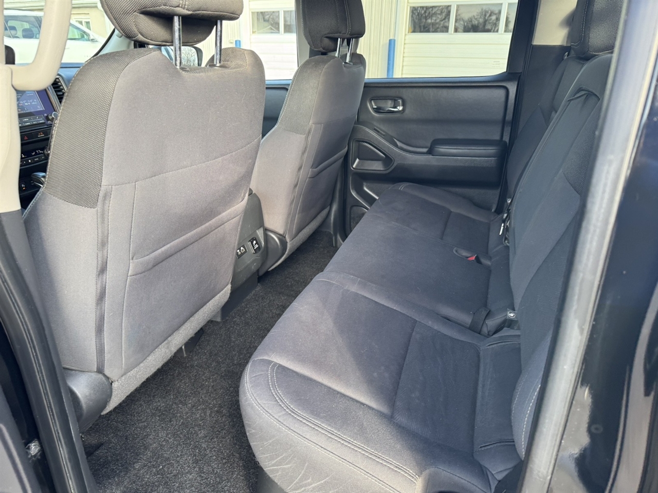 Nissan Frontier SV Crew Cab 4WD 2022