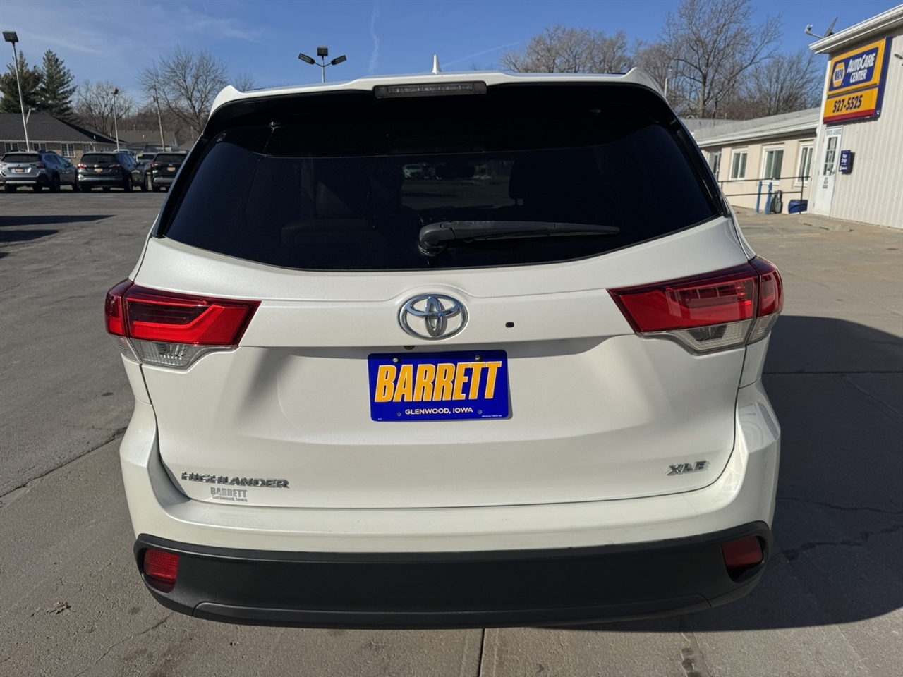 Toyota Highlander XLE FWD V6 2019